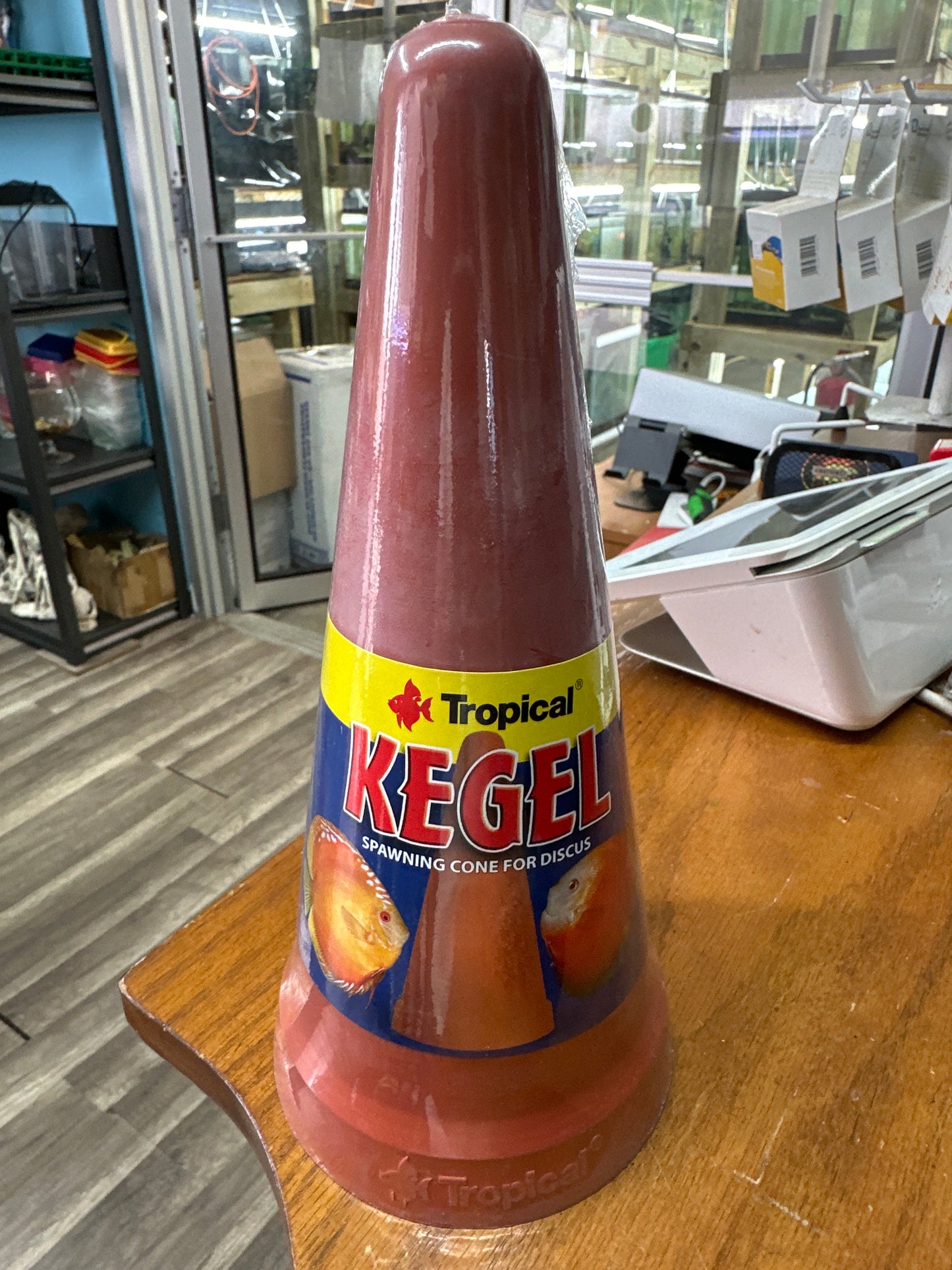 TROPICAL Kegel Spawning Cone for Discus fish and Angelfish