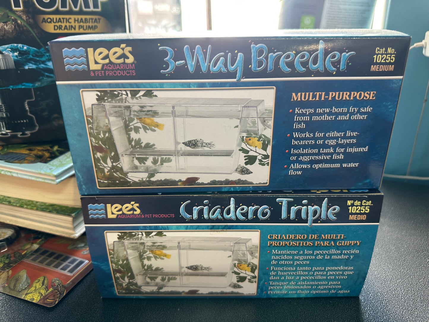 Lee's Aquarium & Pets 3-Way Multi-Purpose Guppy Breeder